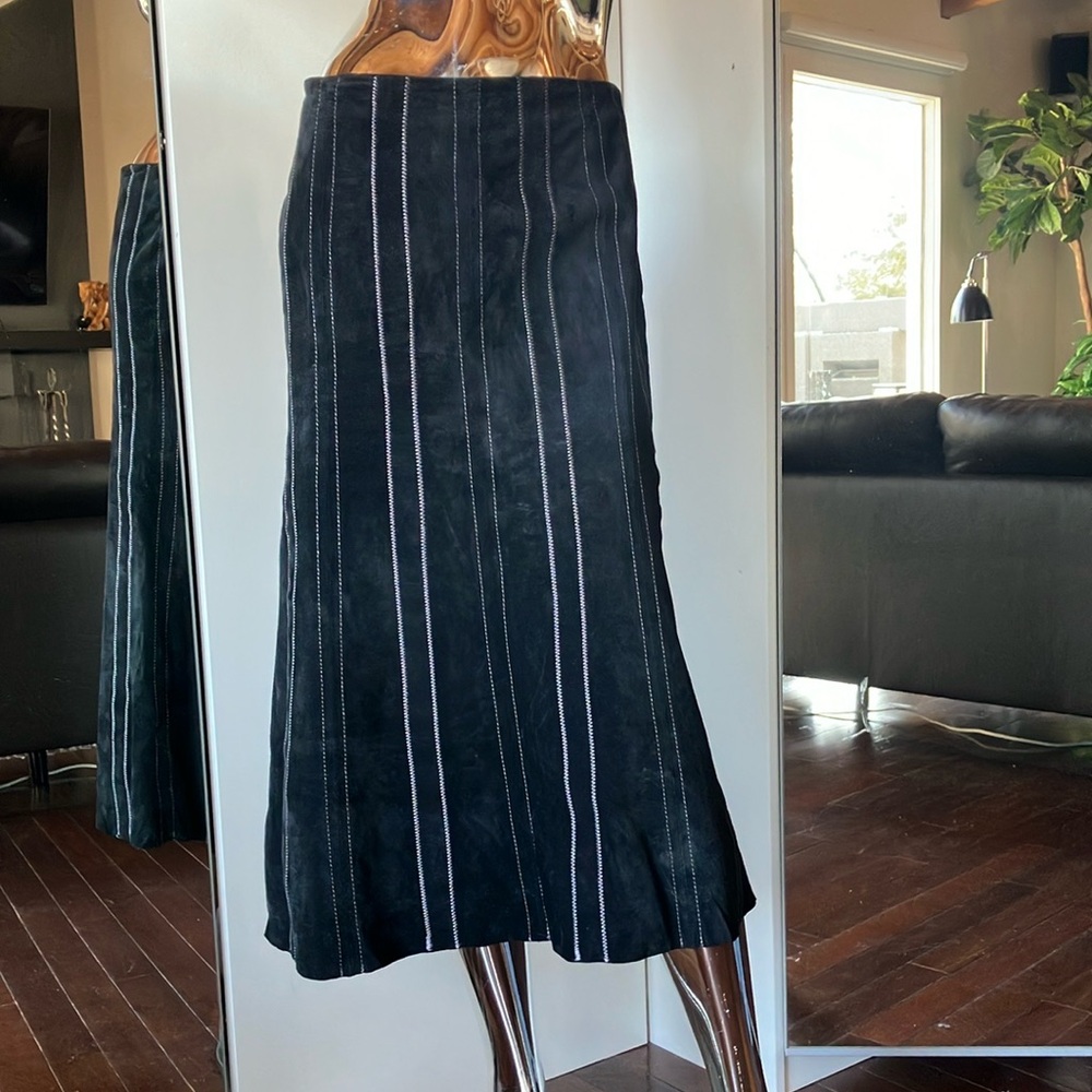 Danier suede skirt